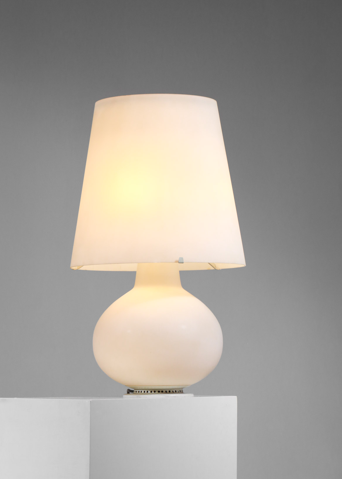 Donder vertrouwen Detective Large Fontana Arte lamp by Max Ingrand – E408 – Danke Galerie