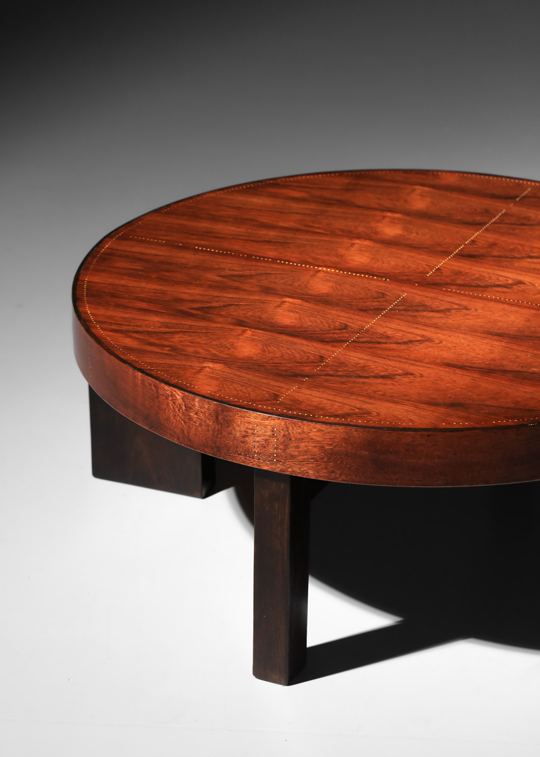 table basse ronde andré sornay cloutée années 30 40