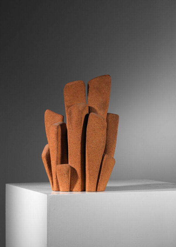 sculpture brutaliste en céramique terre chamottée abstrait années 70 - H330