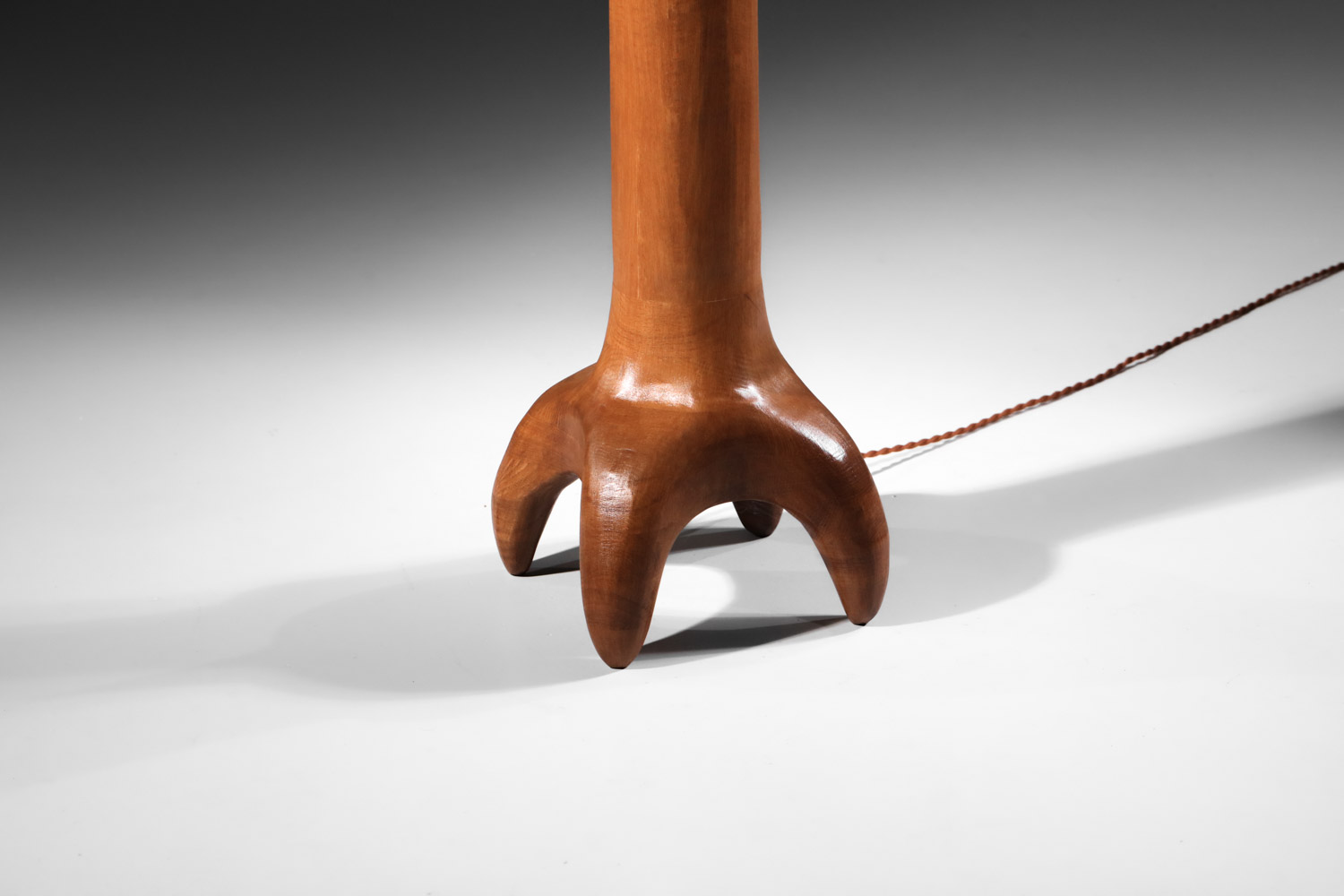 Lampadaire ethnique par Vincent Vincent hêtre massif - VV124