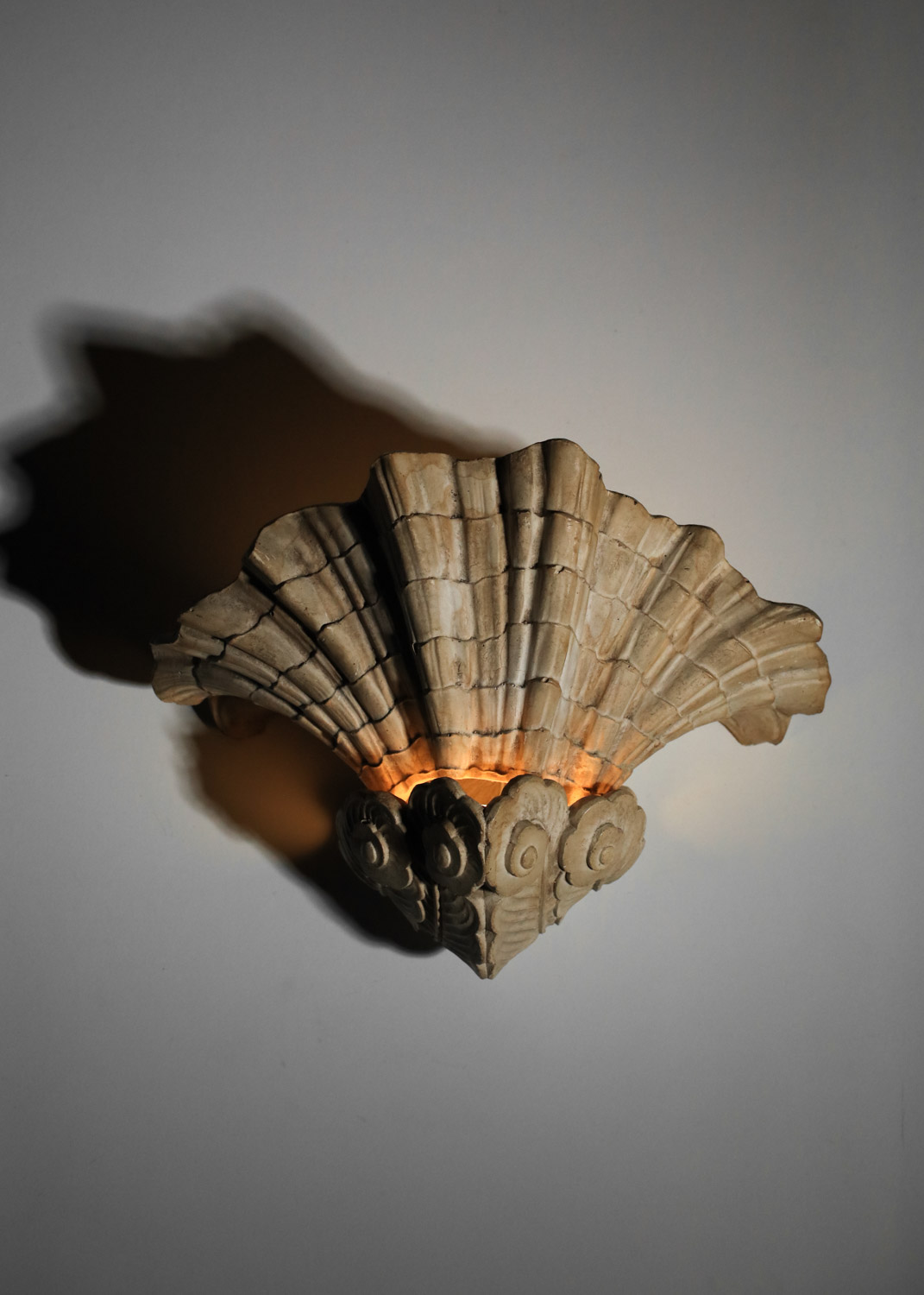 shell wall lamp attributed to jean charles moreux in art deco plaster from the 40s - I659 - Image 8