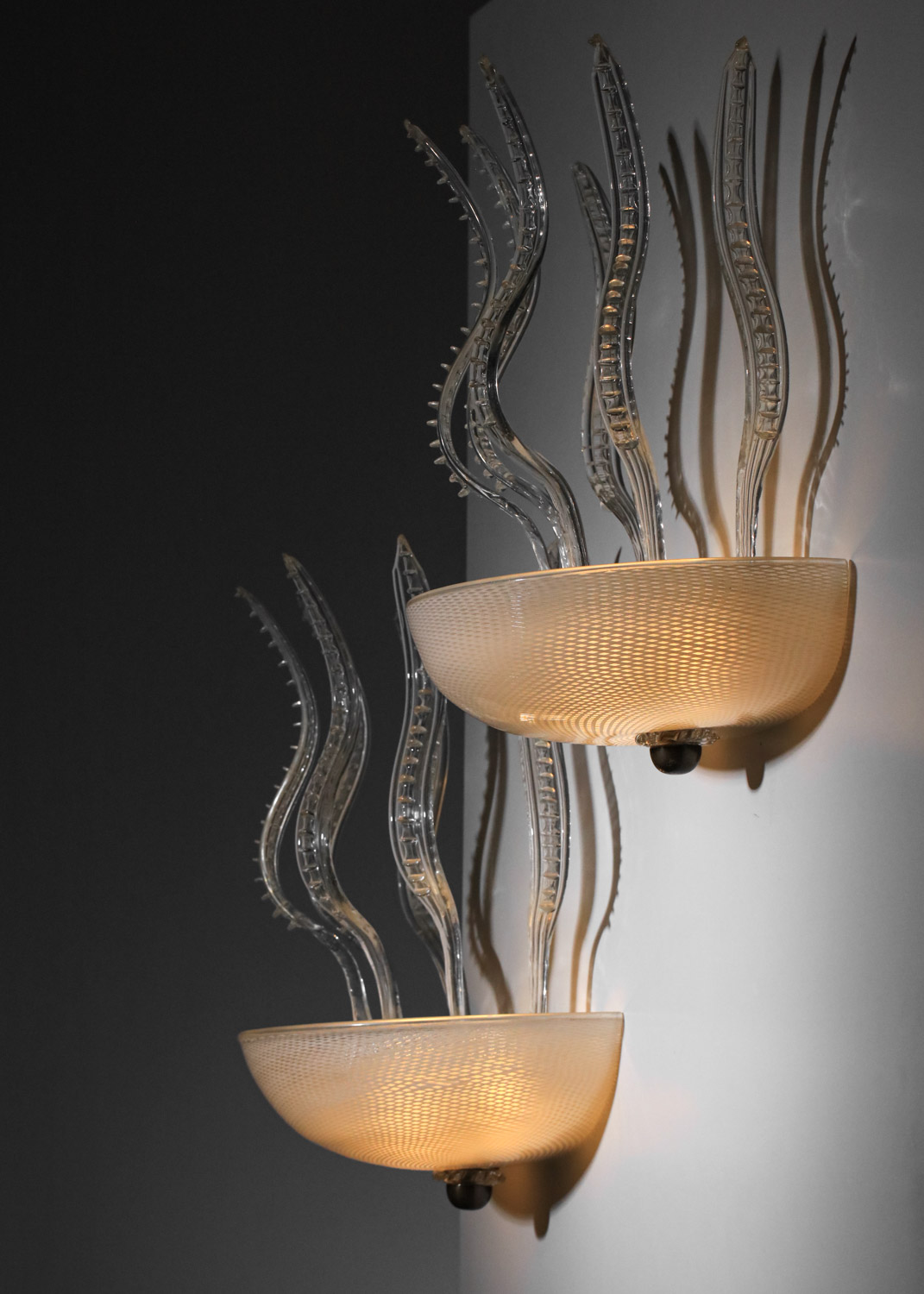paire d'appliques italiennes des années 60 en verre de Murano attr à Venini Reticello - J143