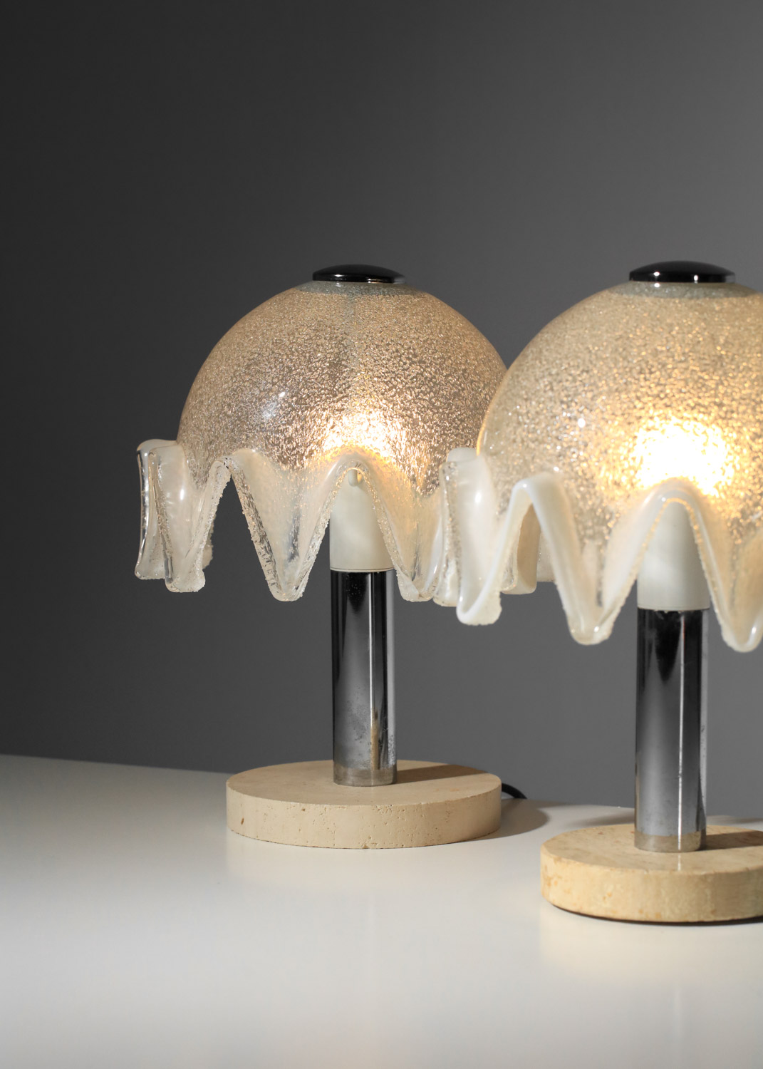 paire de lampes de table italienne mazzega en verre et travertin des années 70 - I420