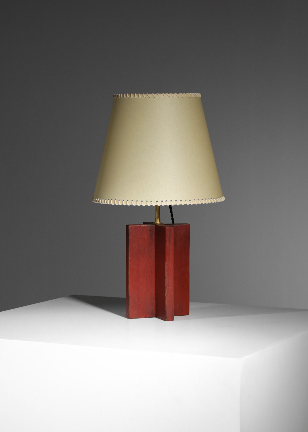 lampe de table des années 50 signée Paris dans le goût de jean michel franck - I445