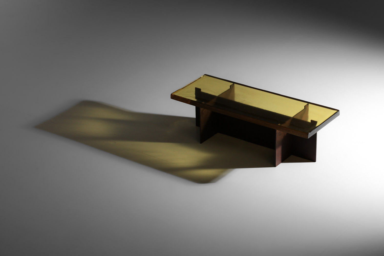 table basse danke studio dalle de verre jaune et acier - DK023