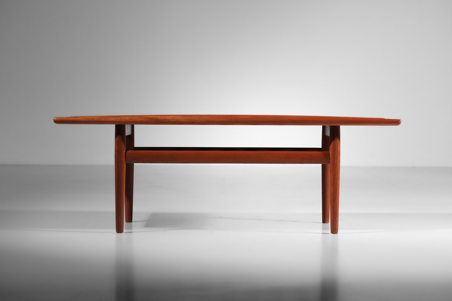 table basse danoise scandinave en teck par grete jalk - J071