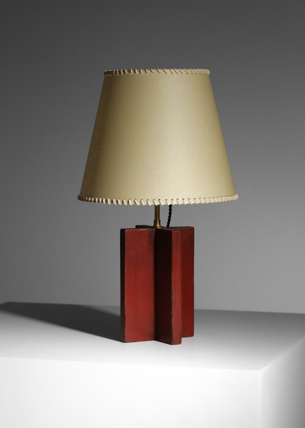 lampe de table des années 50 signée Paris dans le goût de jean michel franck - I445
