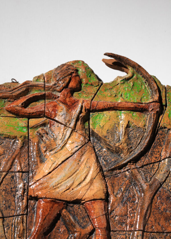 fresque bas-relief en terre cuite céramique années 40 à décor de chasse aux cerfs