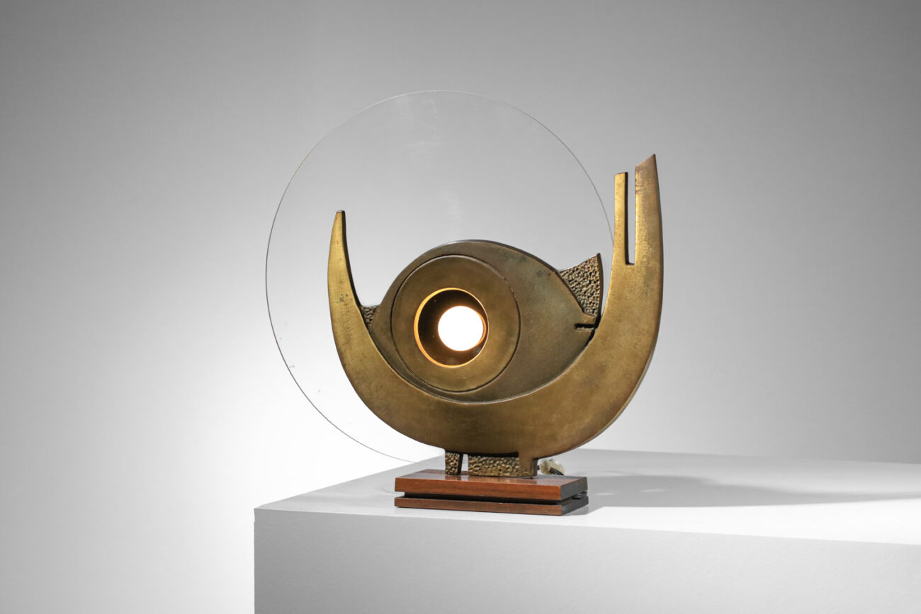 lampe de table sculpture de Giuseppe Calonaci en bronze et plexiglass - I421