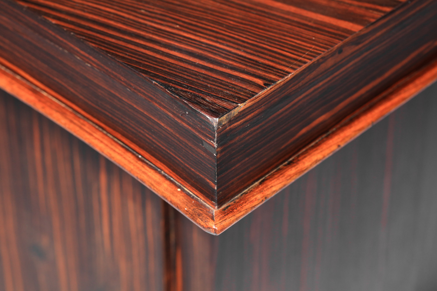 bureau français art déco courbé en ebène de macassar - J389