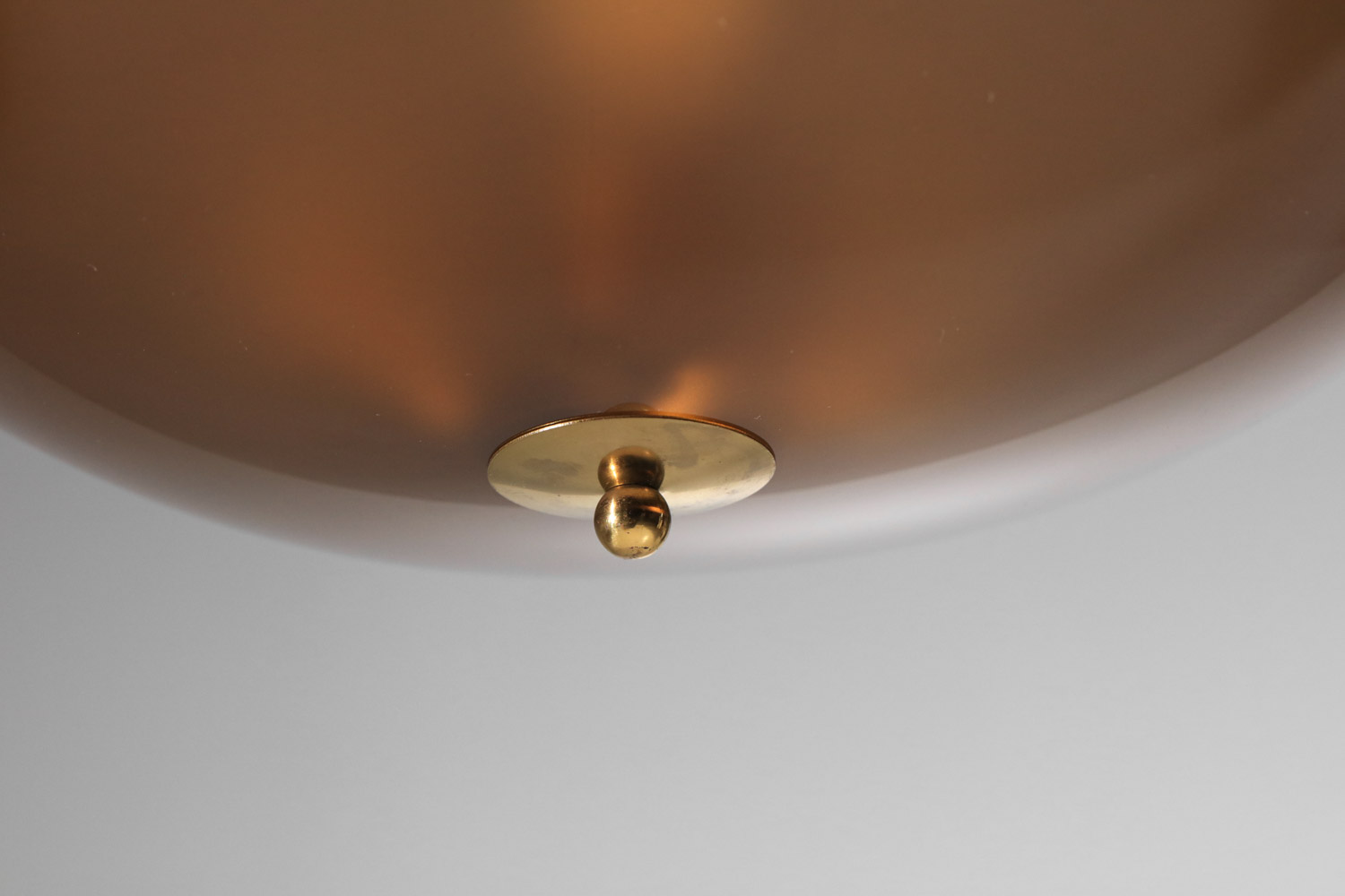 grand lustre italien soucoupe en verre fumé des années 70 - J138