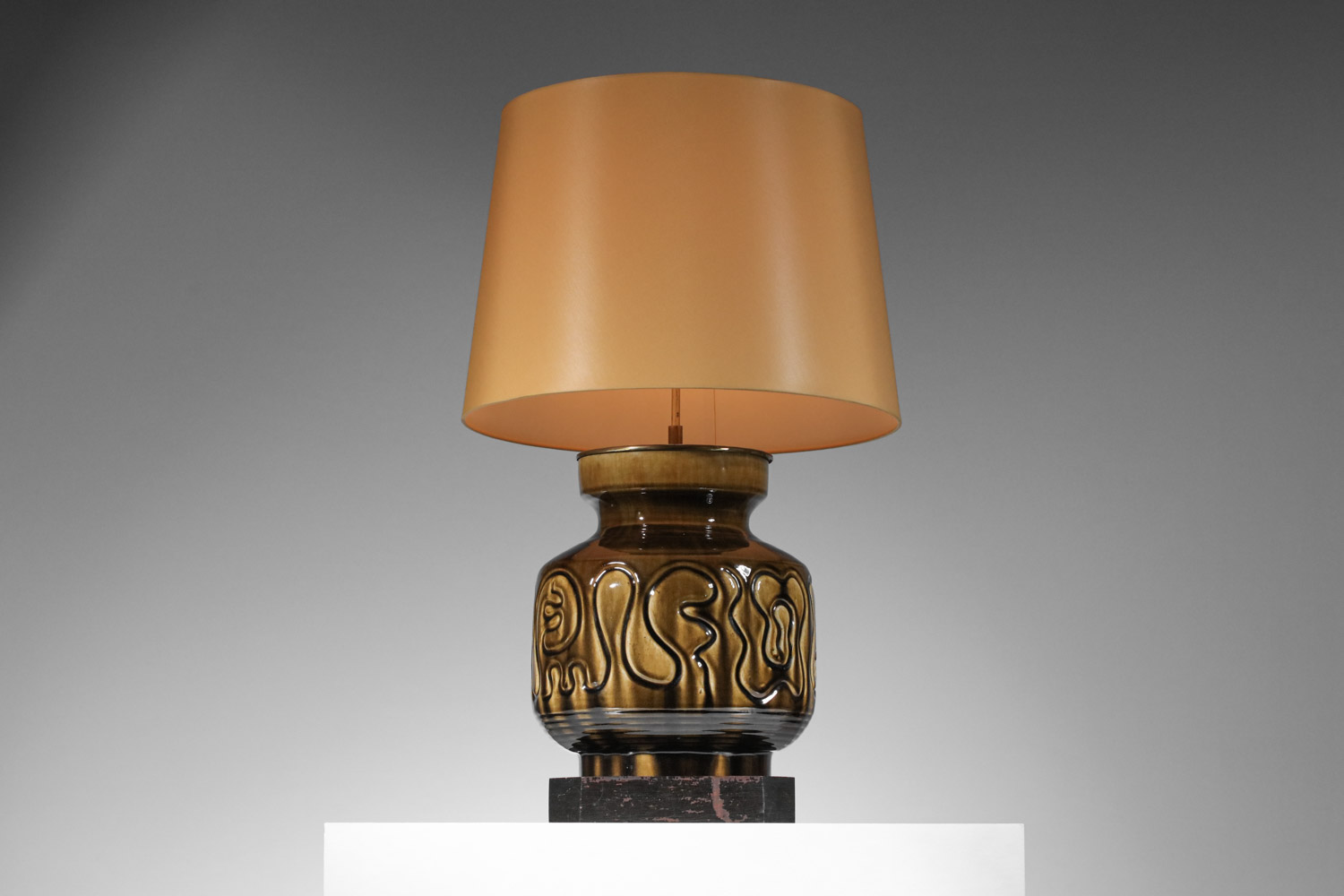 grande lampe de table en céramique des années 70 verte socle en bois H744