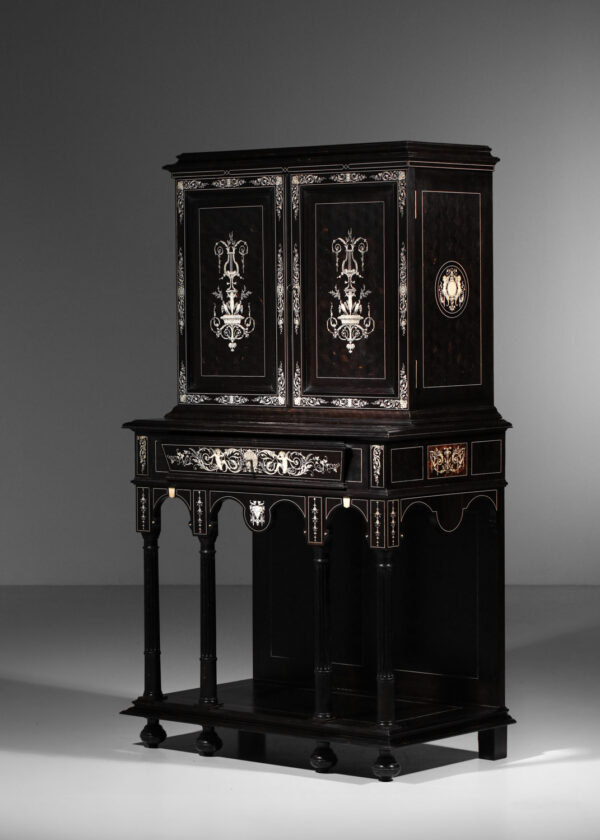 meuble secrétaire bonheur du jour Napoleon III en bois noirci et marqueterie d'os sur colonnes - J433