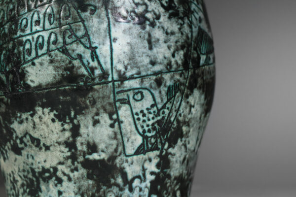 grand vase de Jacques Blin en céramique verte animaux - I534
