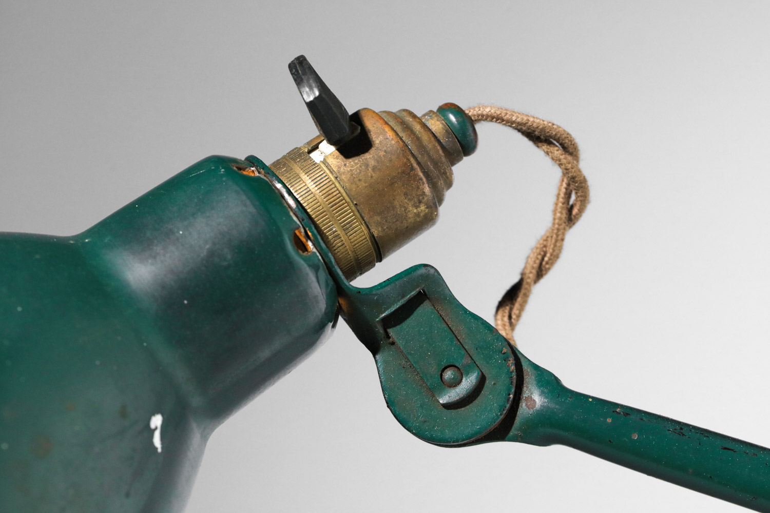 applique lampe de albert albin gras model 310 vert G645