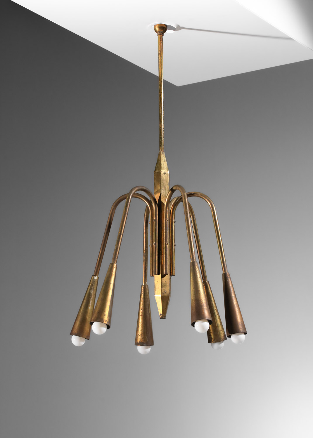 lustre moderniste en laiton massif 6 bras patiné - I614