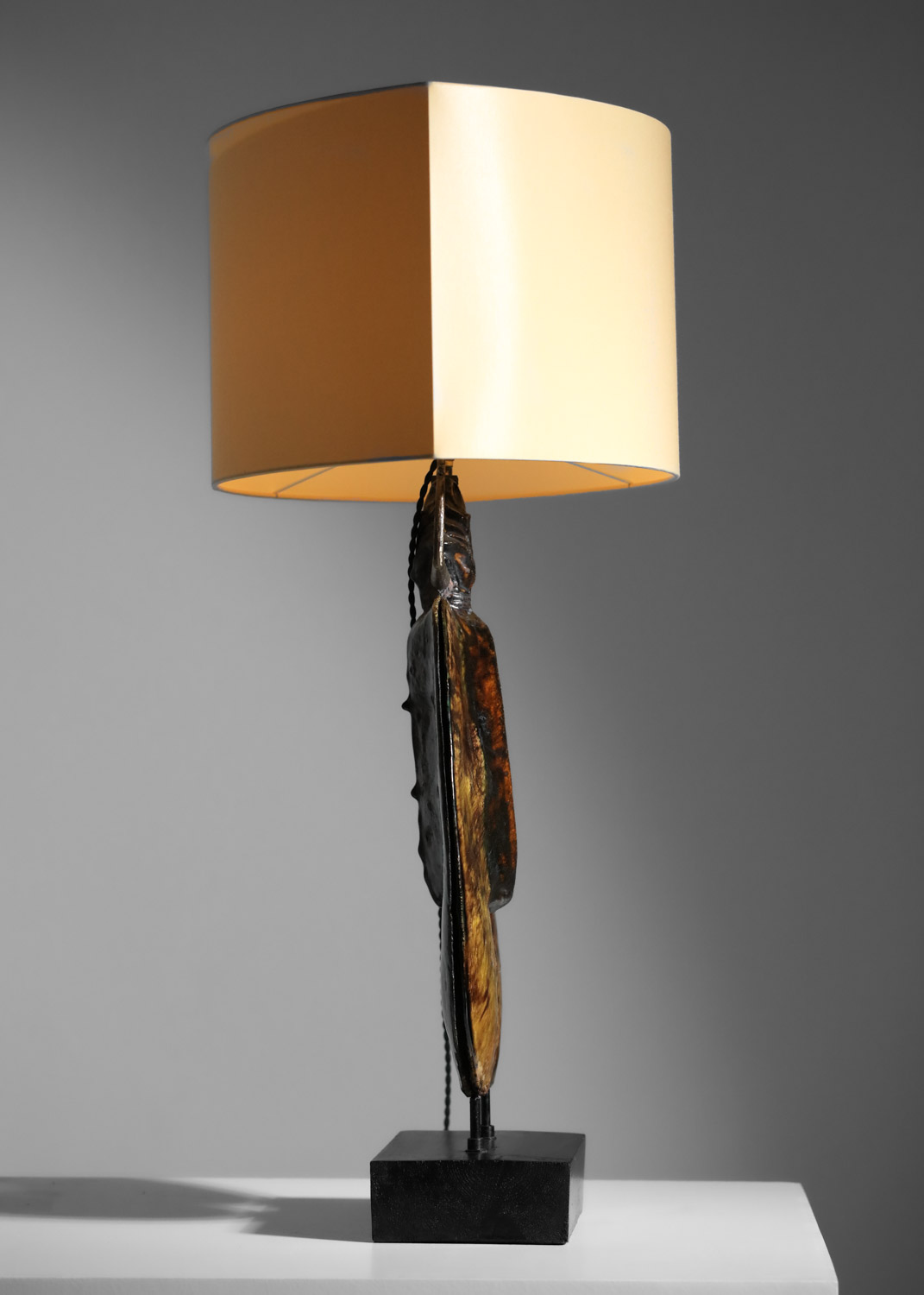 grande lampe en céramique émaillée coléoptère zoomorphe non identifiée - J029
