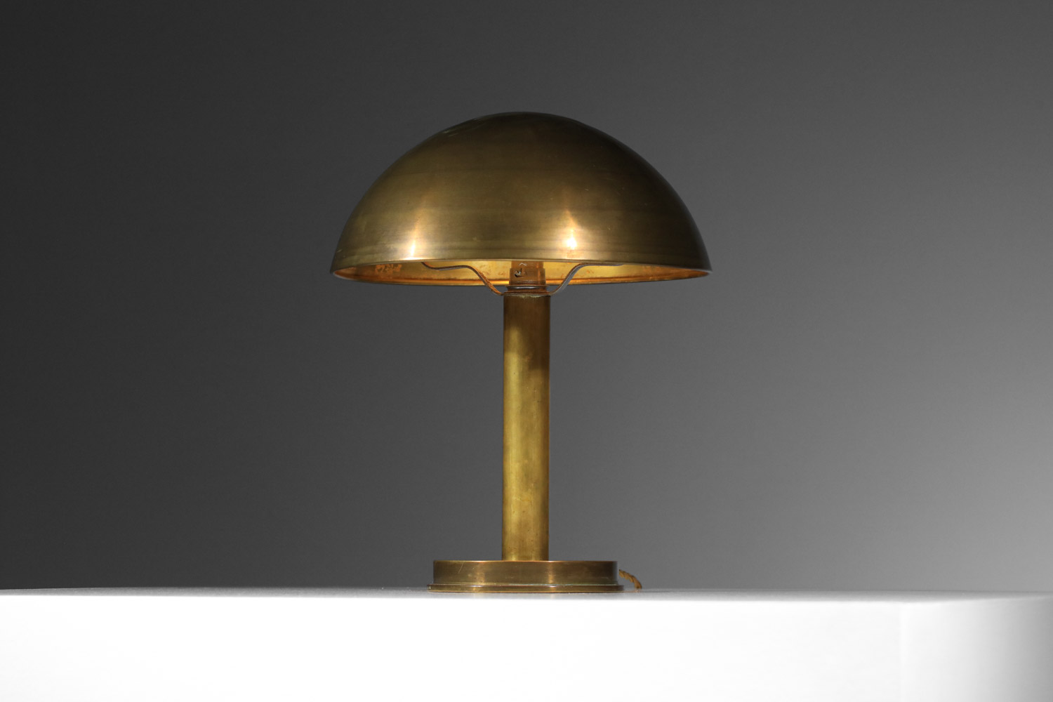 lampe champignon moderniste en laiton des années 40 J149