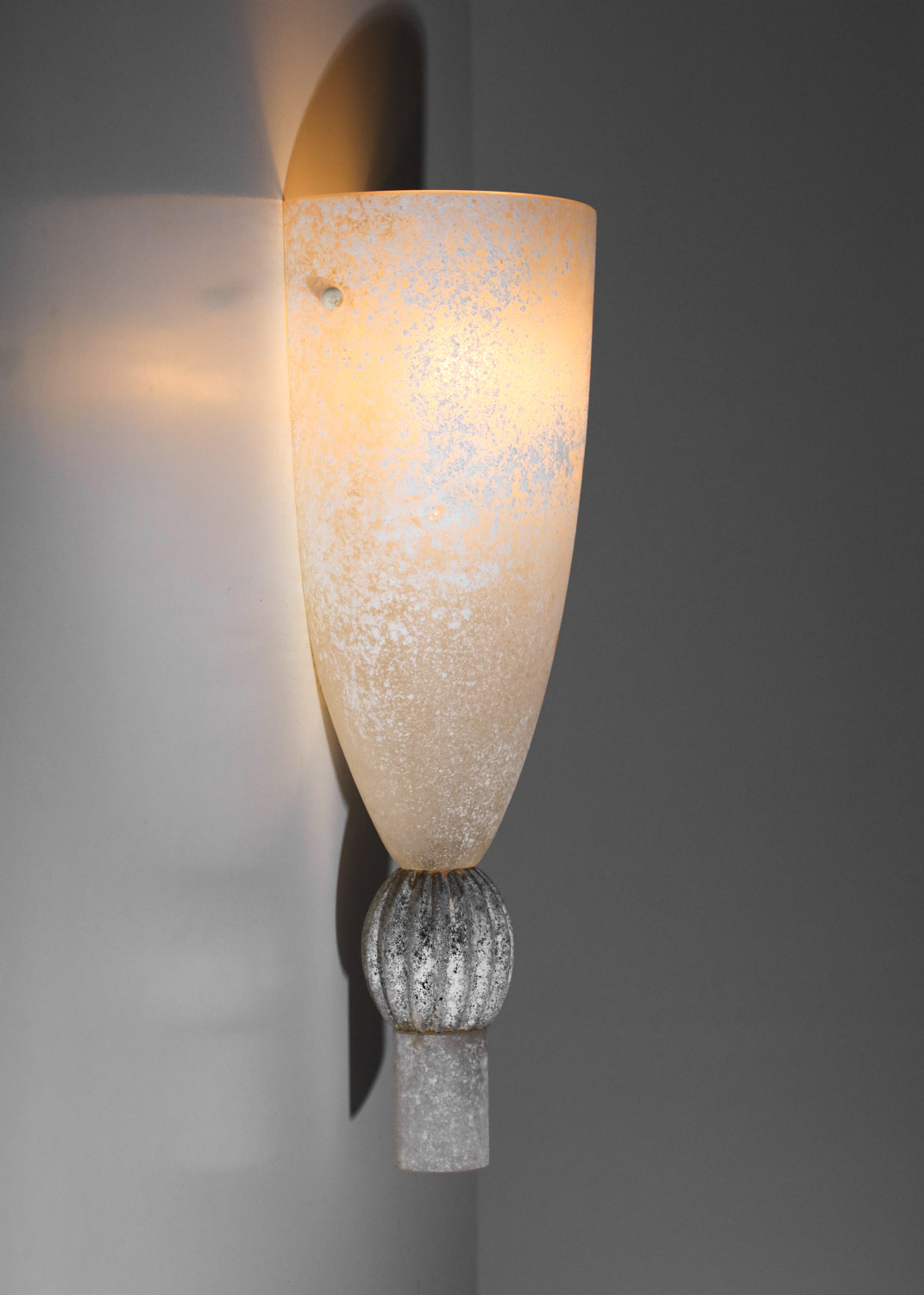 grande applique seguso des années 70 en verre givré murano J111