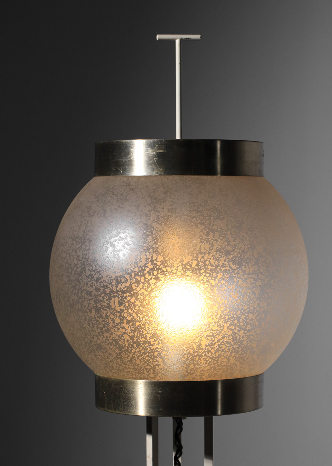lampadaire italien boule en verre années 70 I384