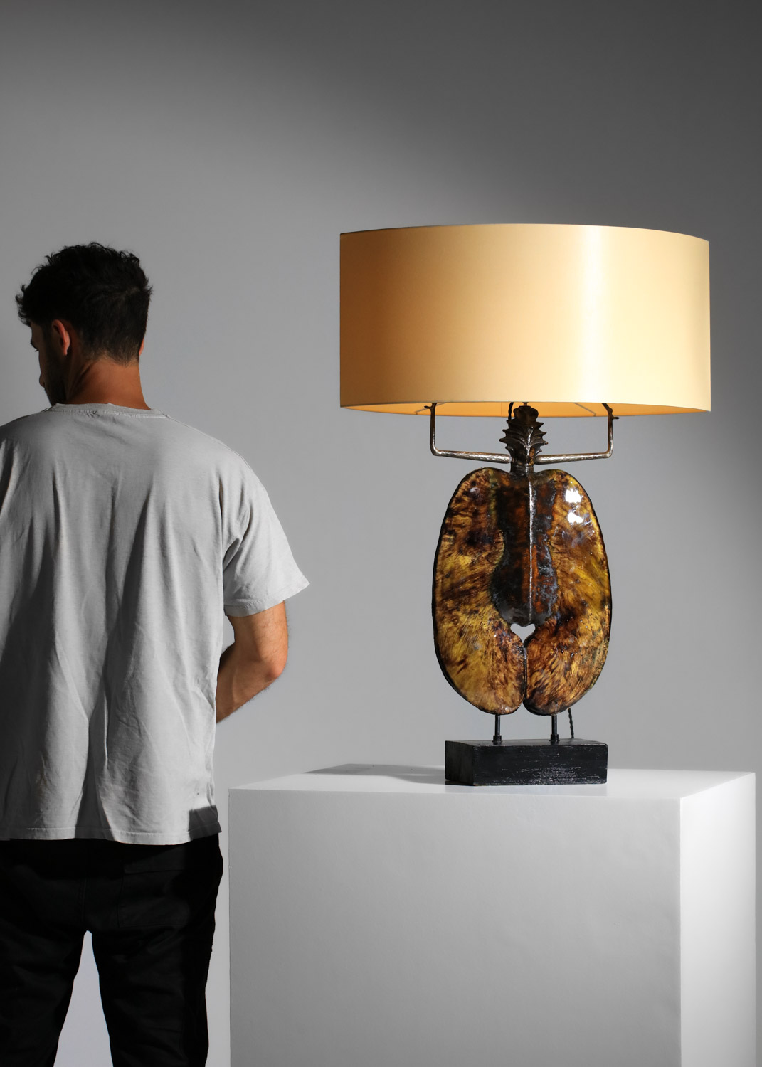 grande lampe en céramique émaillée coléoptère zoomorphe non identifiée - J029