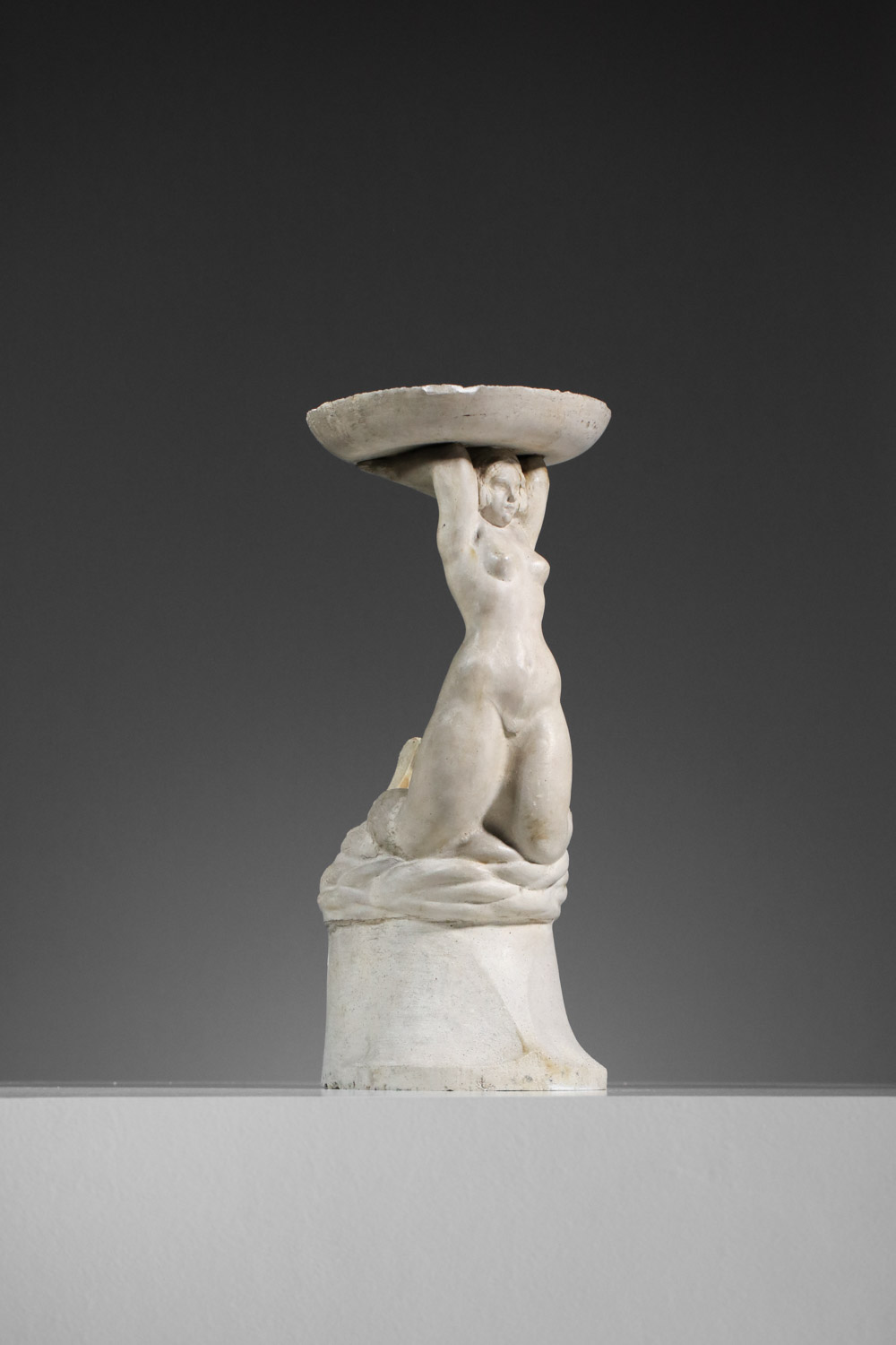 sculpture en plâtre par giorgio rossi - J219
