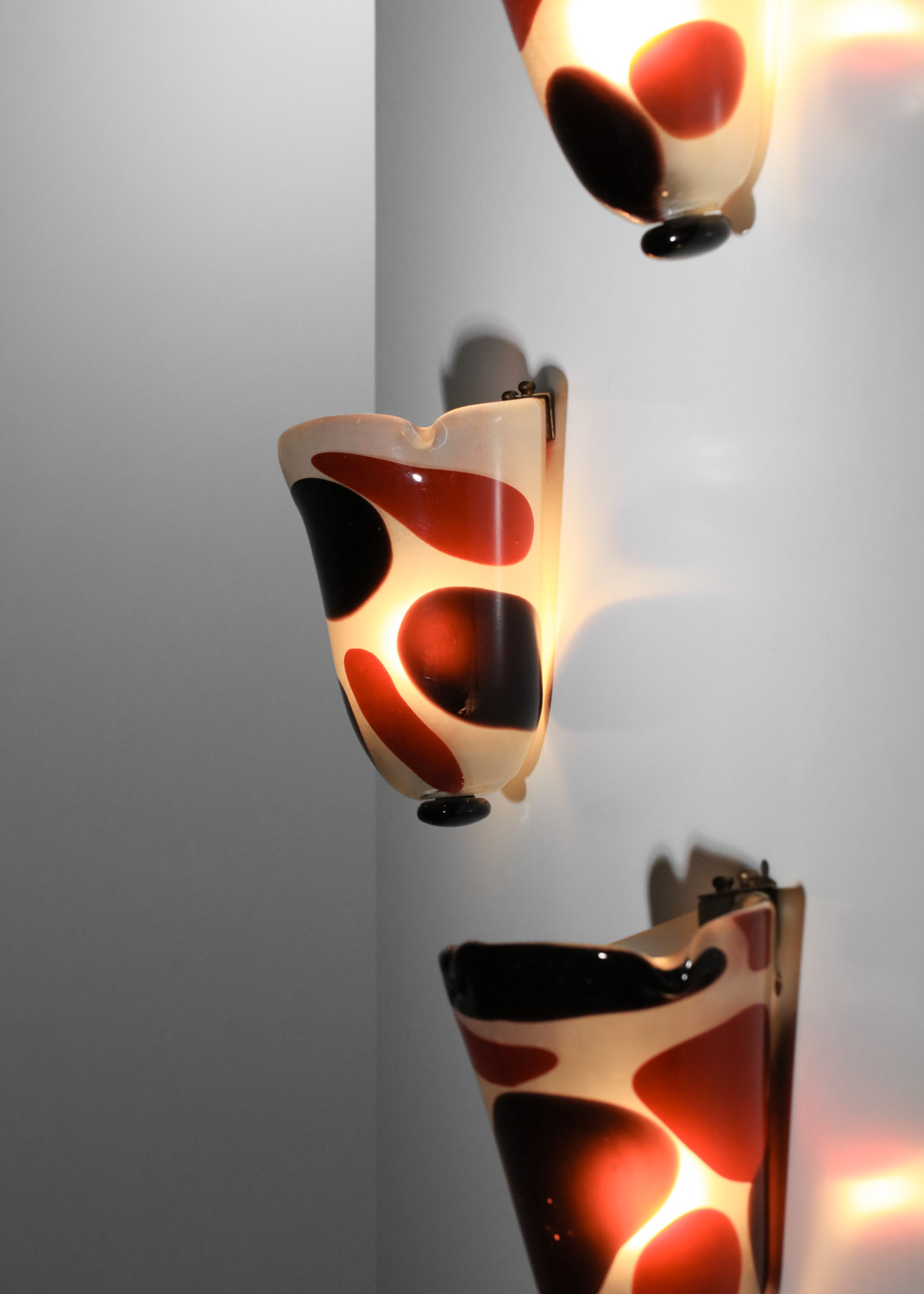 suite de 3 appliques en verre épais de Murano rouge des années 70 - G713 - G714 - Image 2