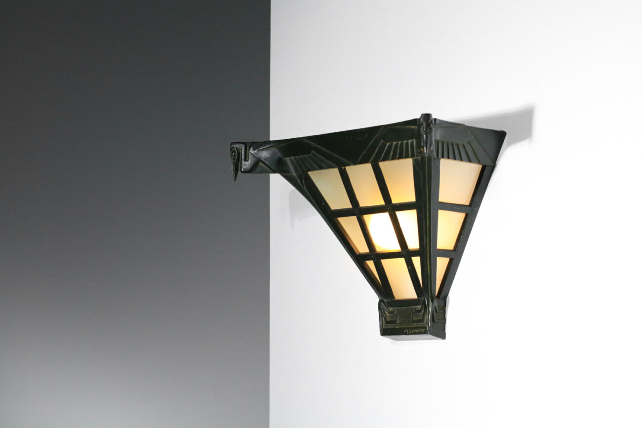 applique max Le Verrier en bronze patine antique I278