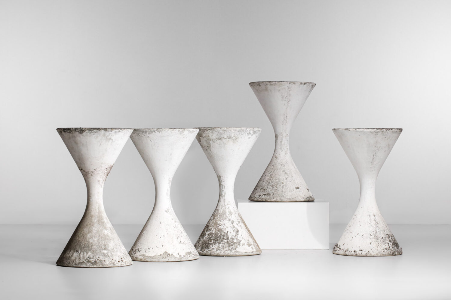Ensemble de 5 grandes jarres "diabolos" vintage par Willy Guhl