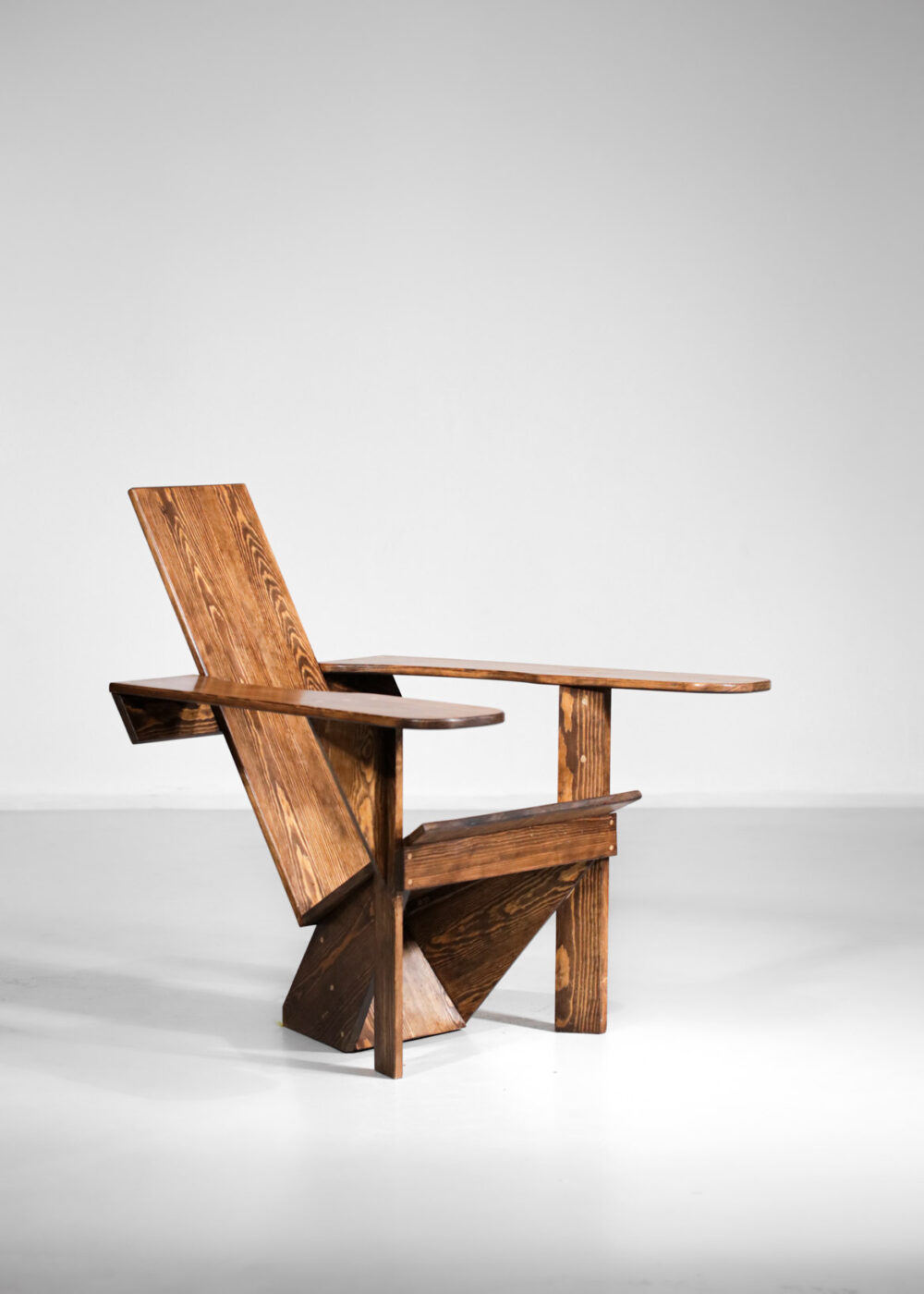 Fauteuil en bois d'Oregon années 80 design vintage