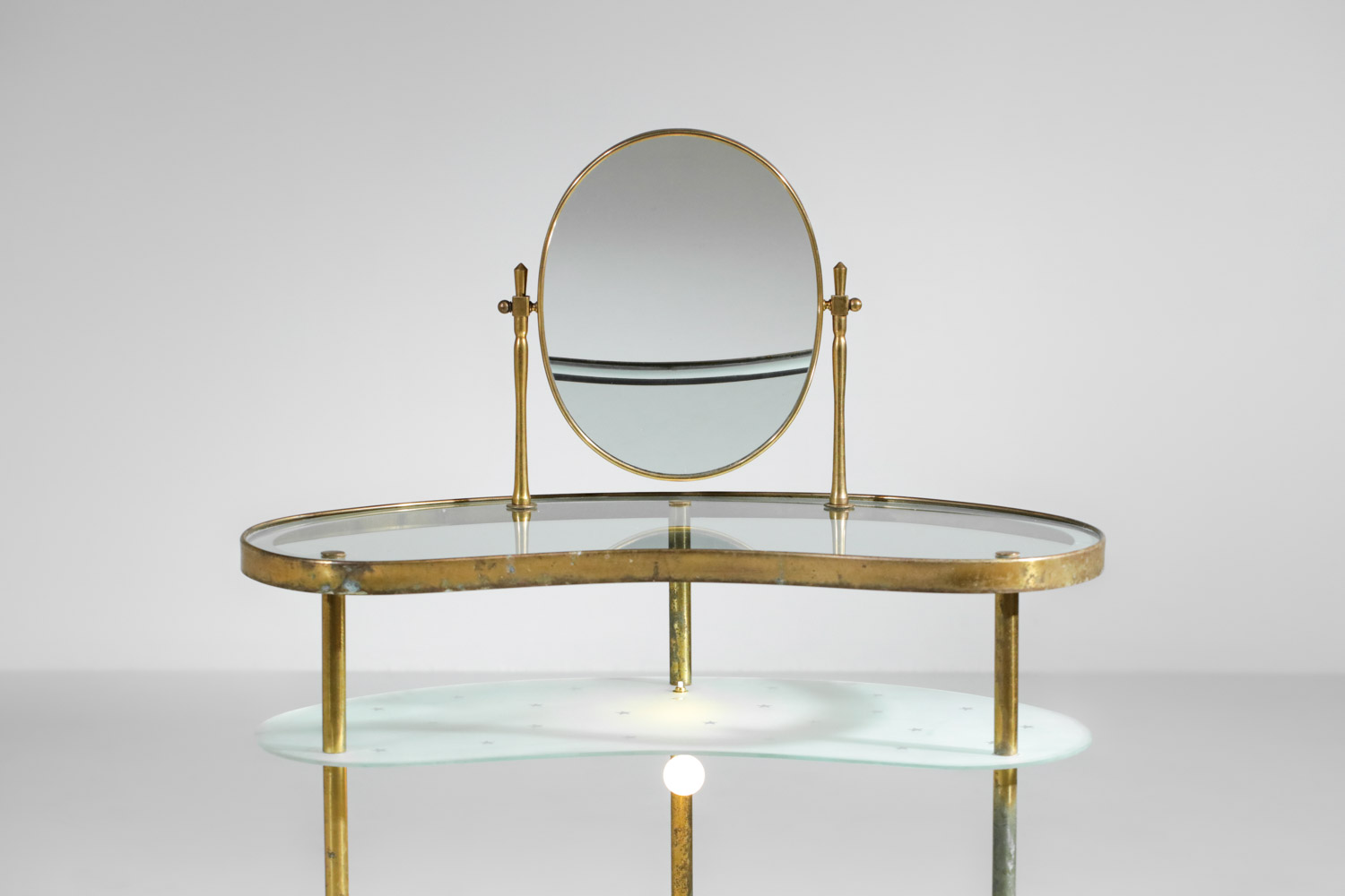 coiffeuse italienne attribuée à Luigi Brusotti années 50 en laiton verre miroir - H109