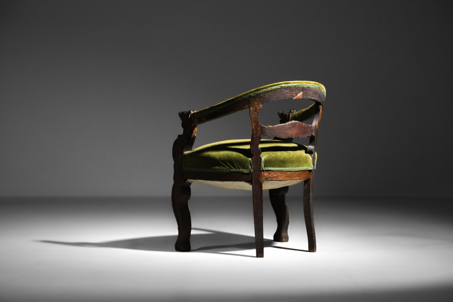 fauteuil fauteuil d'apparat en bois sculpté velours vert kaki - H061