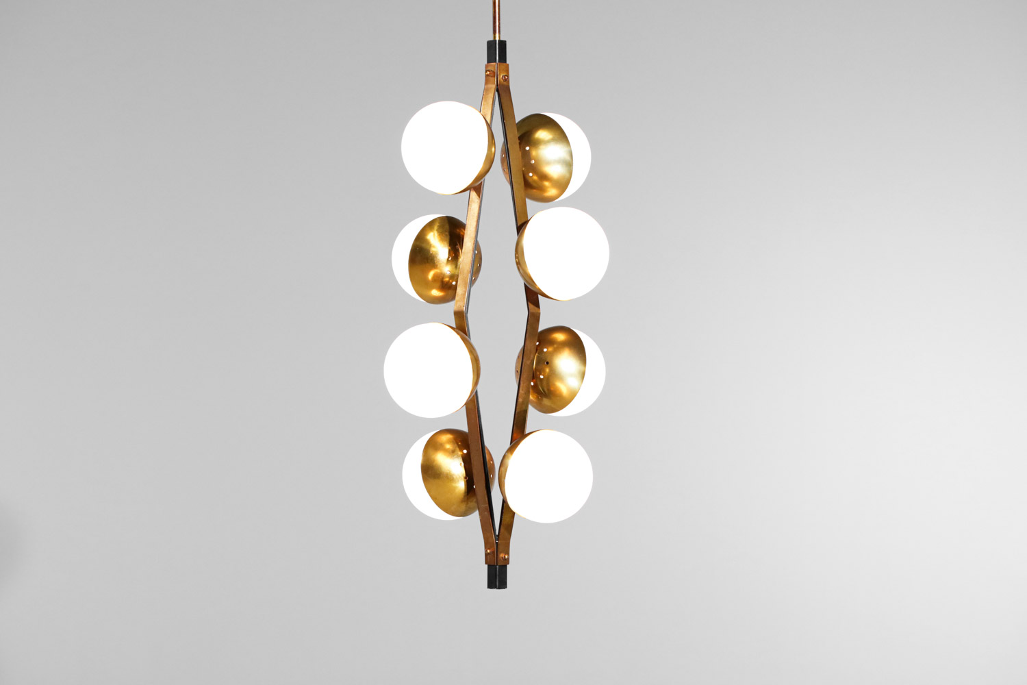lustre italien stilnovo 8 boules en opaline original Années 60 - G336