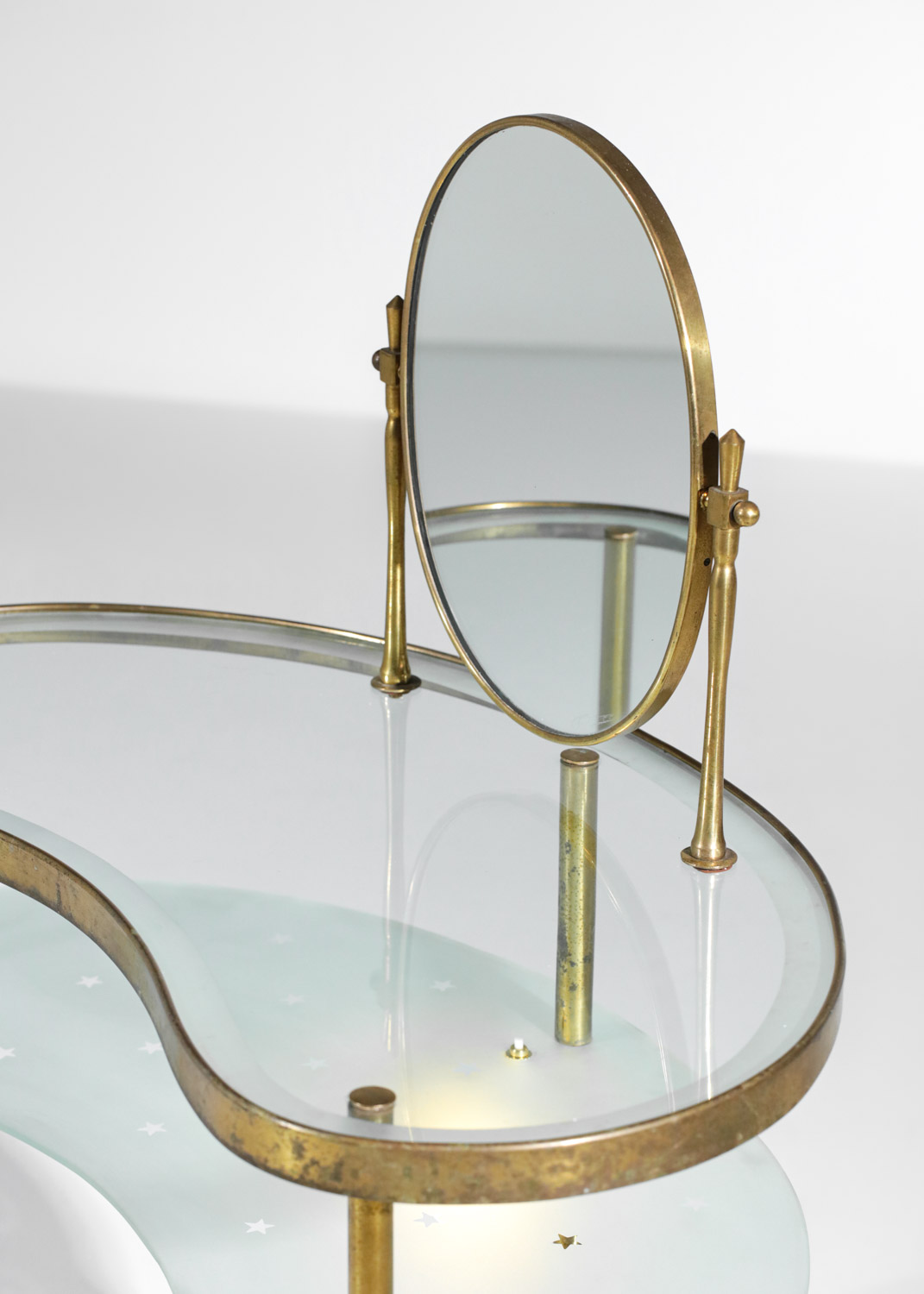 coiffeuse italienne attribuée à Luigi Brusotti années 50 en laiton verre miroir - H109