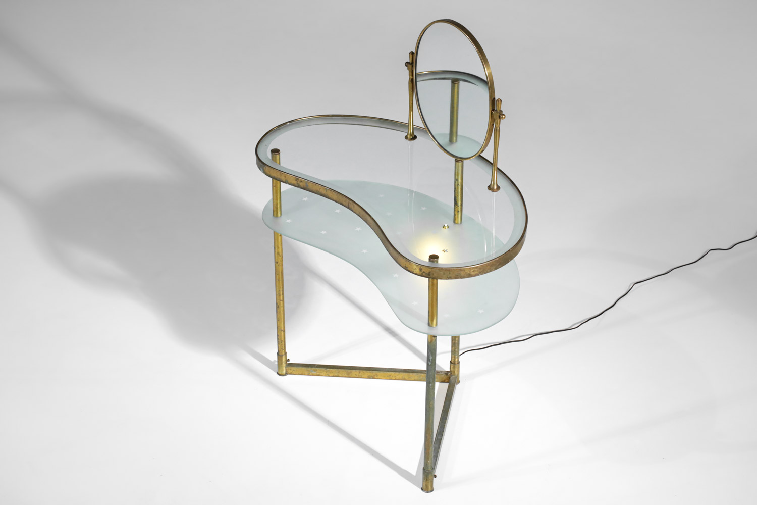 coiffeuse italienne attribuée à Luigi Brusotti années 50 en laiton verre miroir - H109