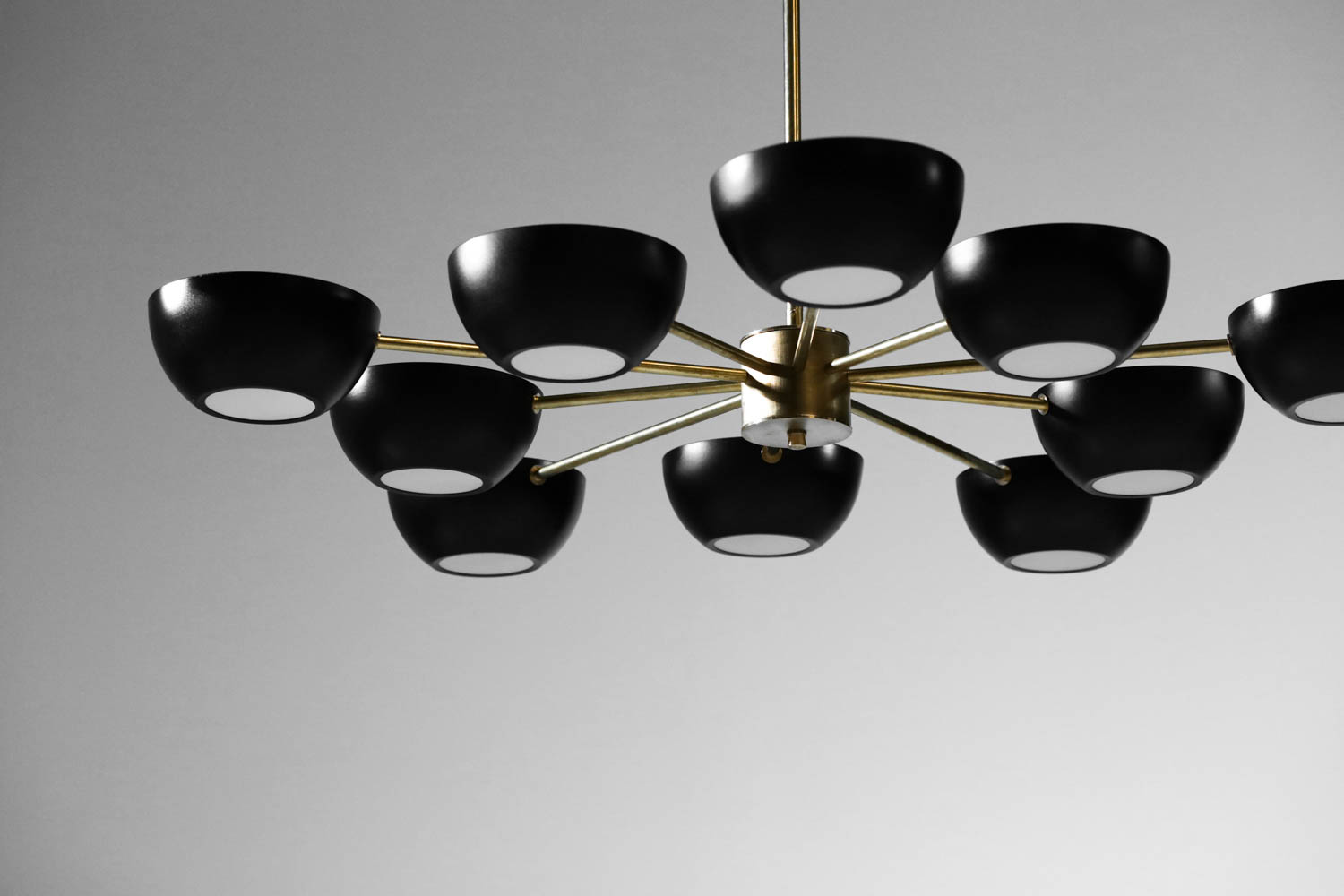 Grand lustre moderne italien 10 branches style Gino Sarfatti noir Gaia - EL113 bis