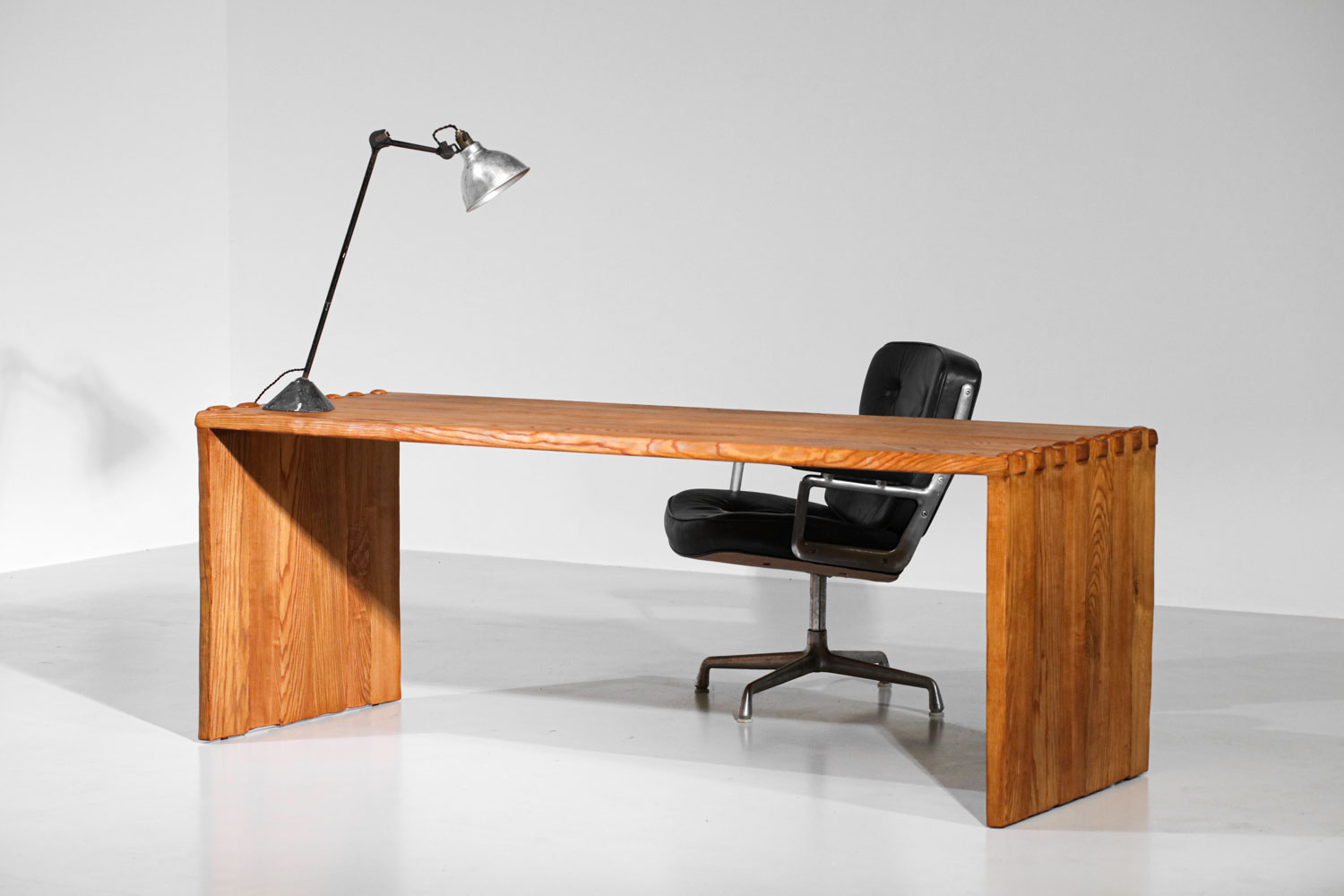 Grande table à manger par Vincent Vincent VV116