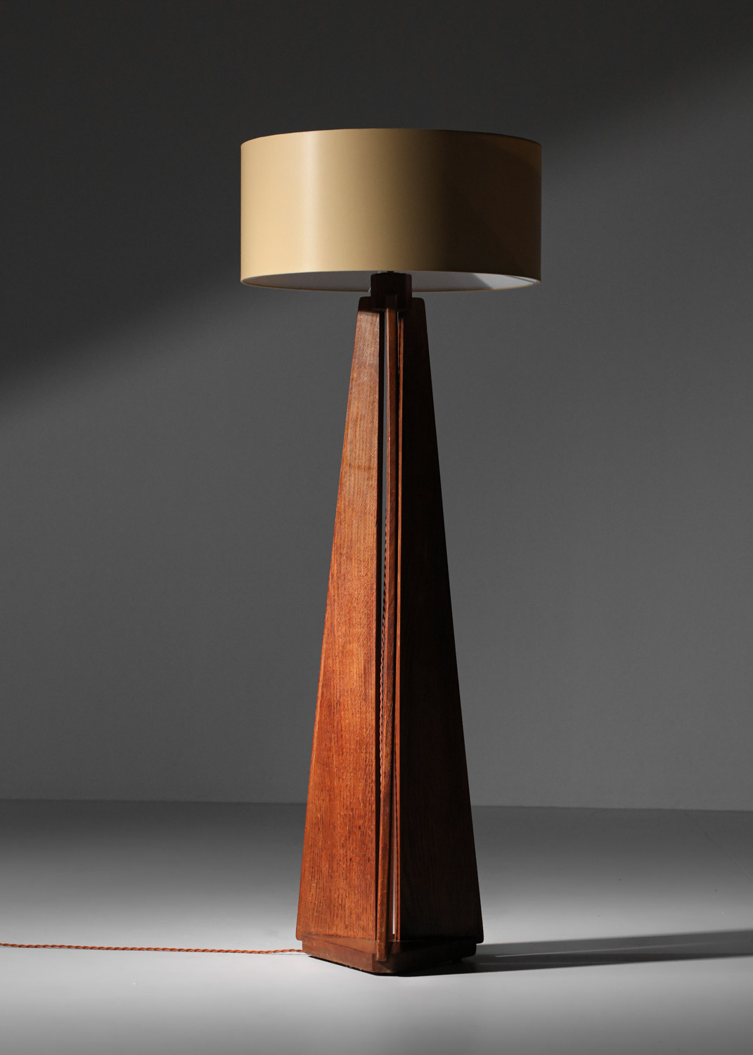 Lampadaire art déco moderniste style Pierre Charreau - H427