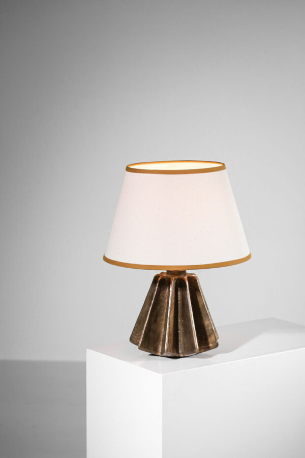 Lampe à poser par donna pour Danke Galerie bronze massif patiné