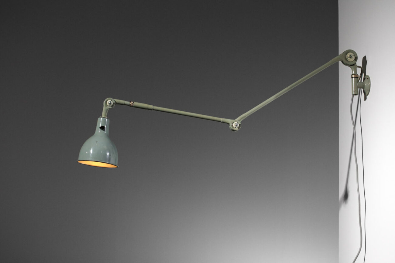 Lampe industrielle suédoise années 60 en métal gris bleuté Ericsson - H686