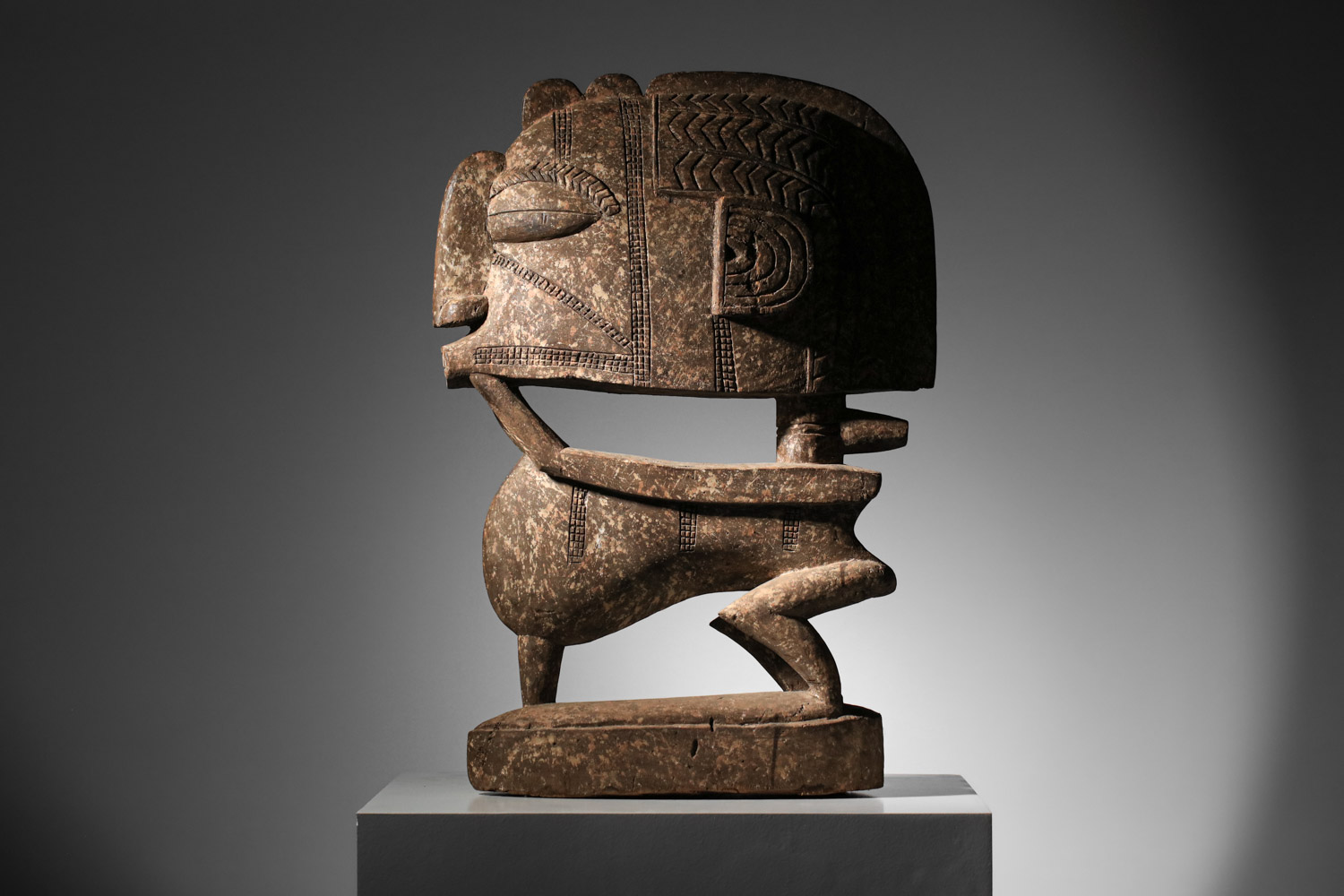 Statue africaine tribal art primitif art bois - H608