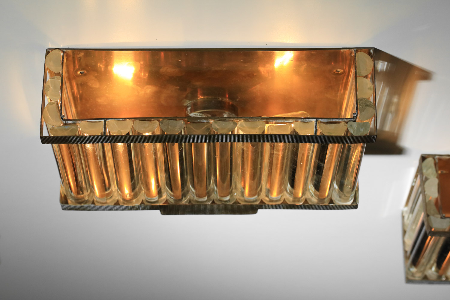 ancienne paire d'appliques italiennes de cinéma années 30 en verre et laiton I181