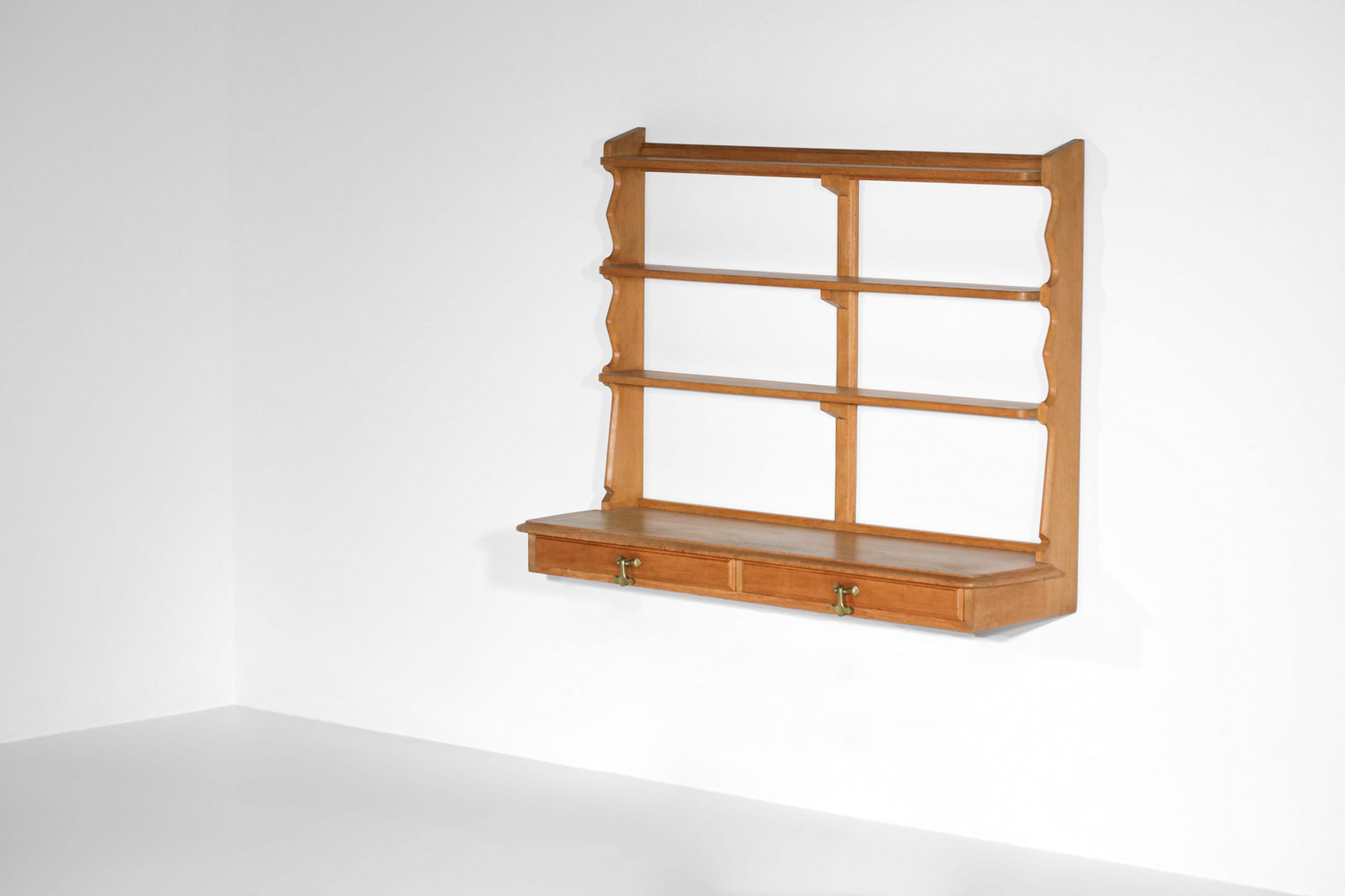 console étagère murale guillerme et chambron en chêne années 60 G636