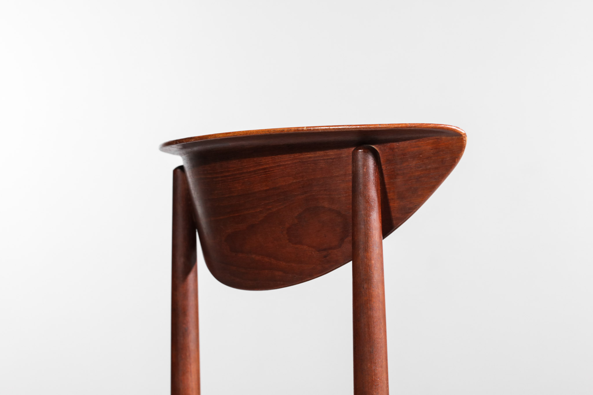 ensemble de 4 chaises Peter Hvidt en teck années 50 - E428