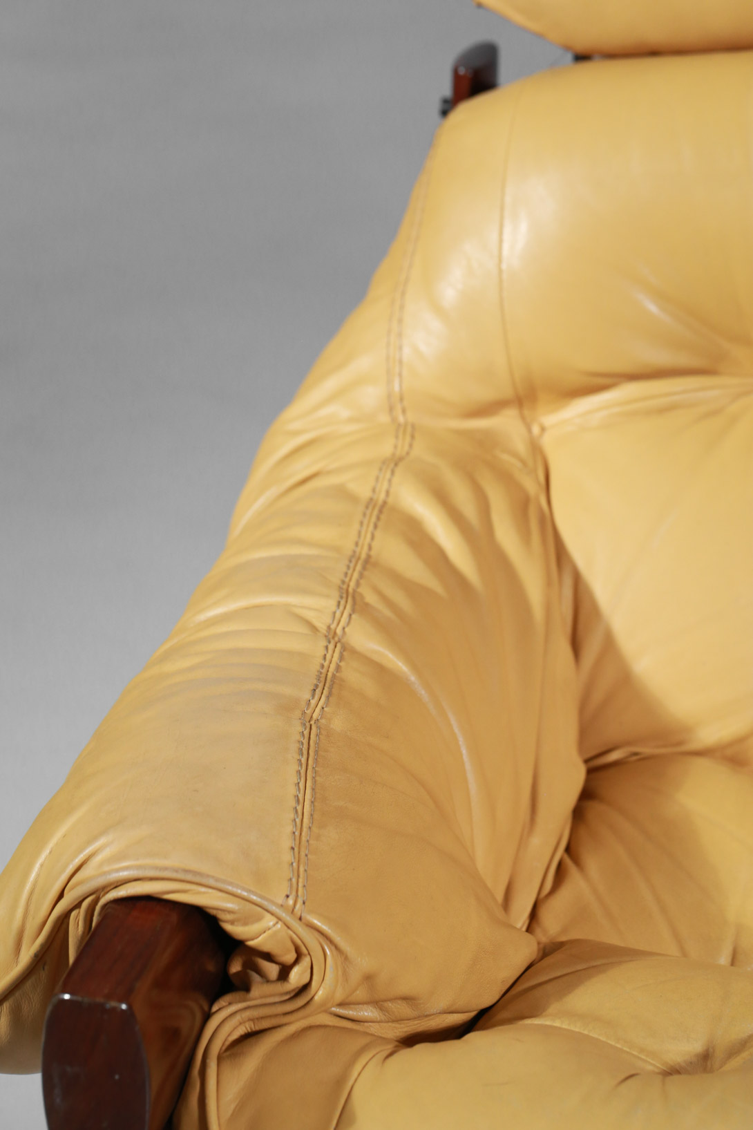 Percival Lafer designer armchair in yellow leather and Jacaranda - Image 11