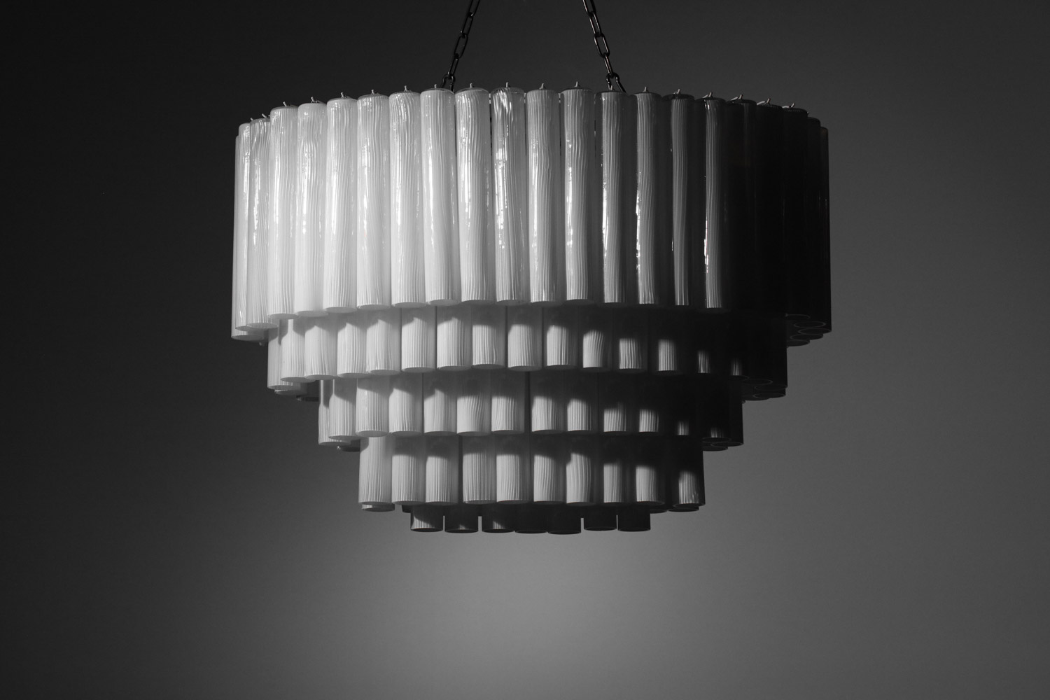 grand lustre de murano 120 cylindre blanc années 70 E009
