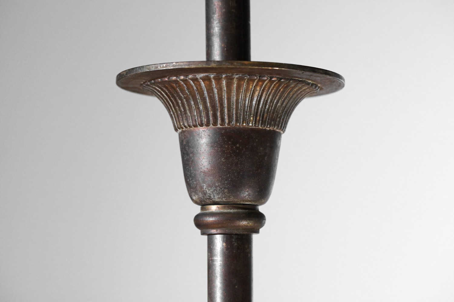 grand lustre en bonze à patine noire années 30/40 - G189