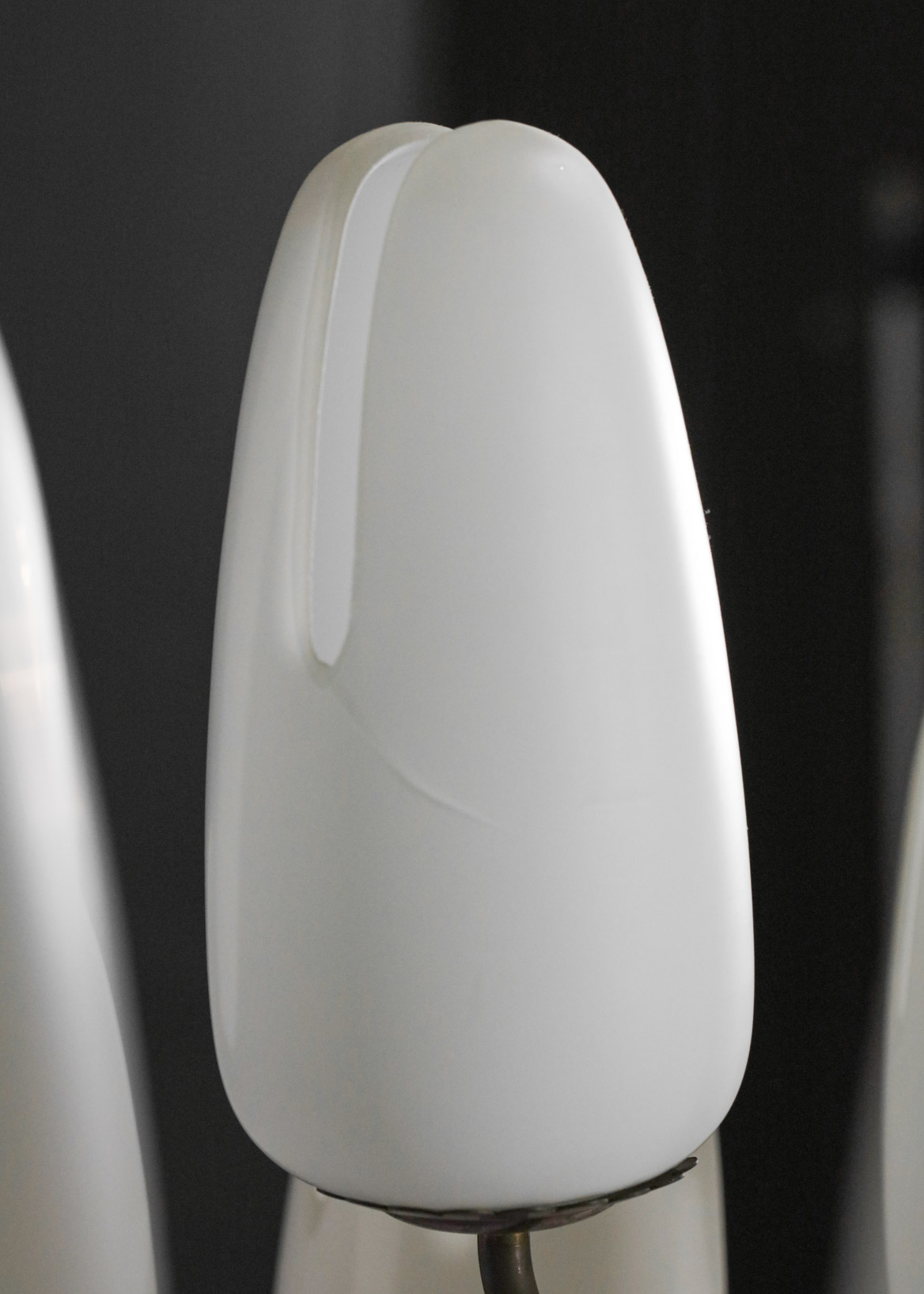 Grand lustre italien années 60 opaline et laiton massif - F577