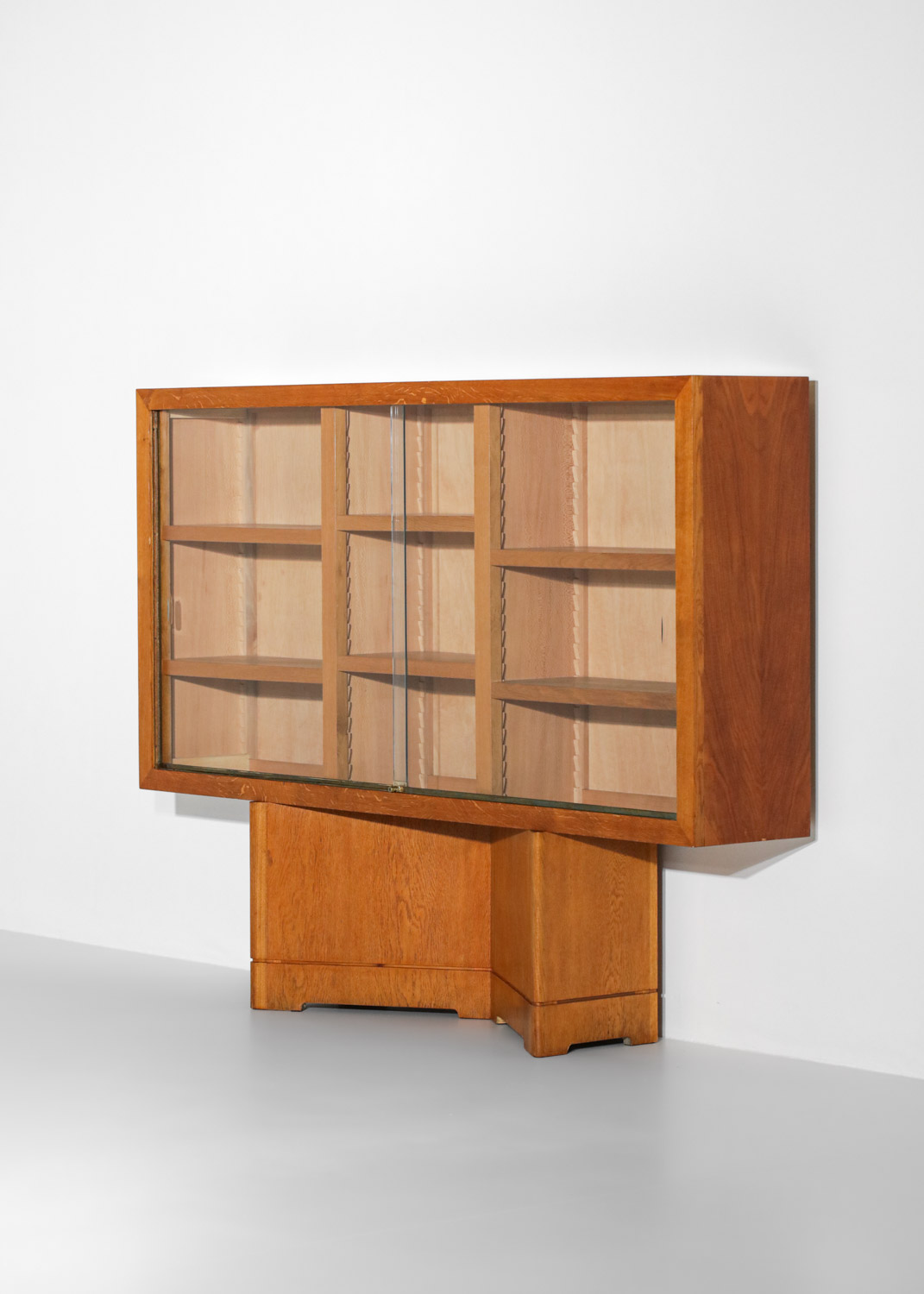 grande bibliothèque années 70 en chêne massif vitrine - G658