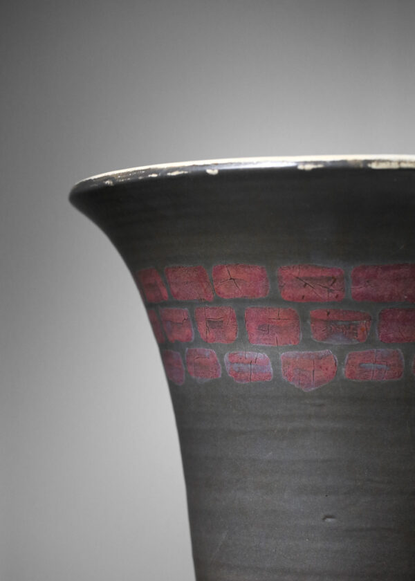 grande lampe vasque en céramique signée bichoff années 70 noire et violette